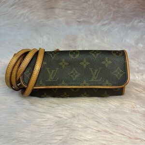 🟥 SOLD! Louis Vuitton Pochette Twin PM Monogram Crossbody Mini Bag